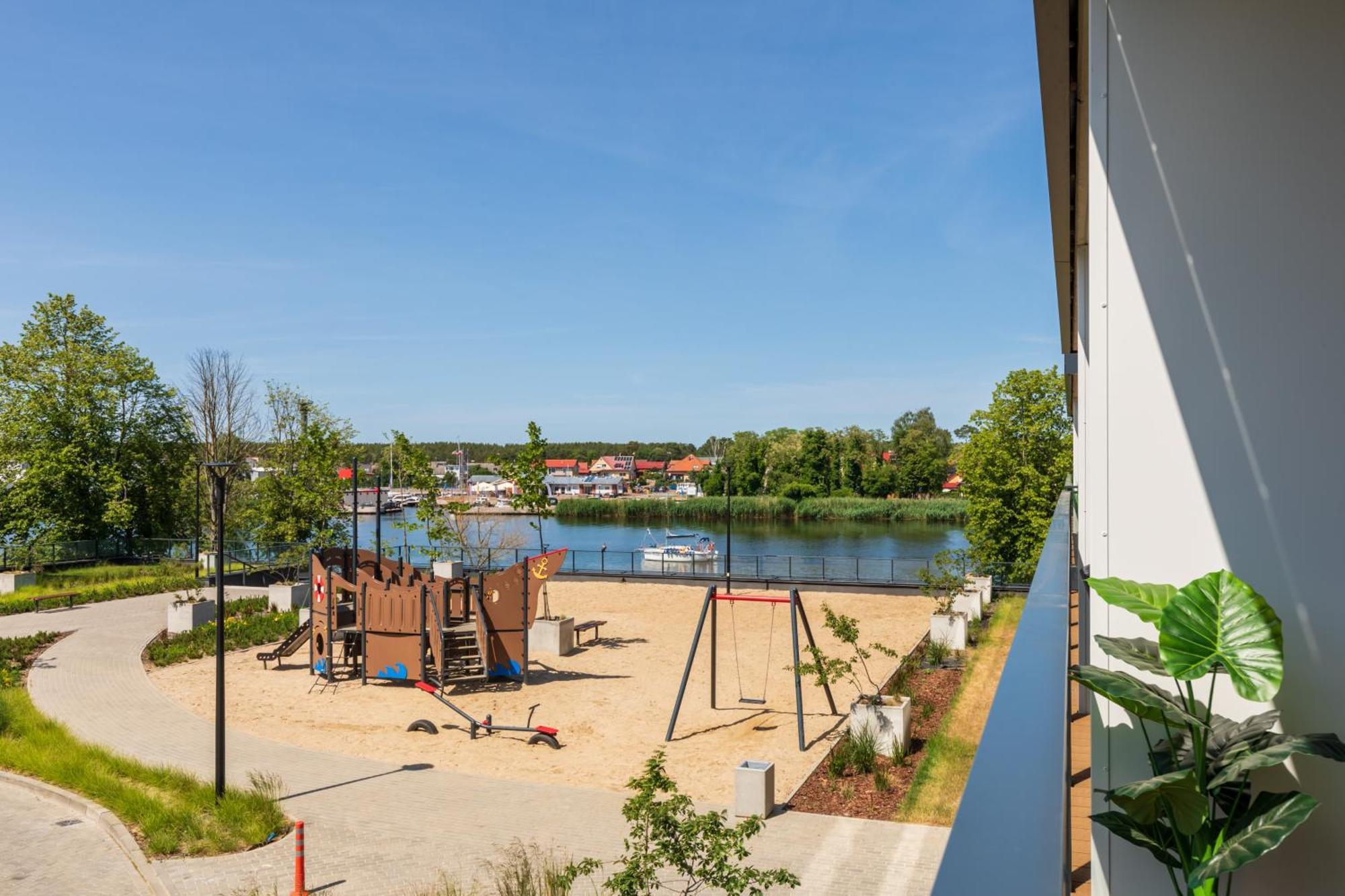 Lux Wellness Resort Apartments By The River By Renters Prestige Dziwnow Exterior photo